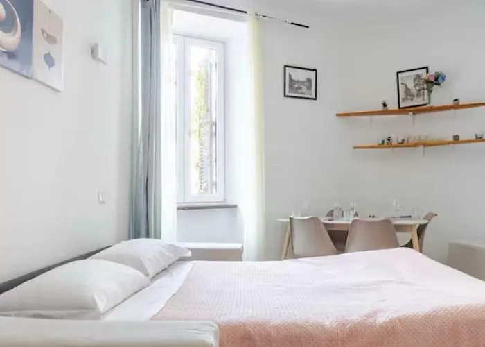 Trastevere Elite Residenze Romane Apartment *